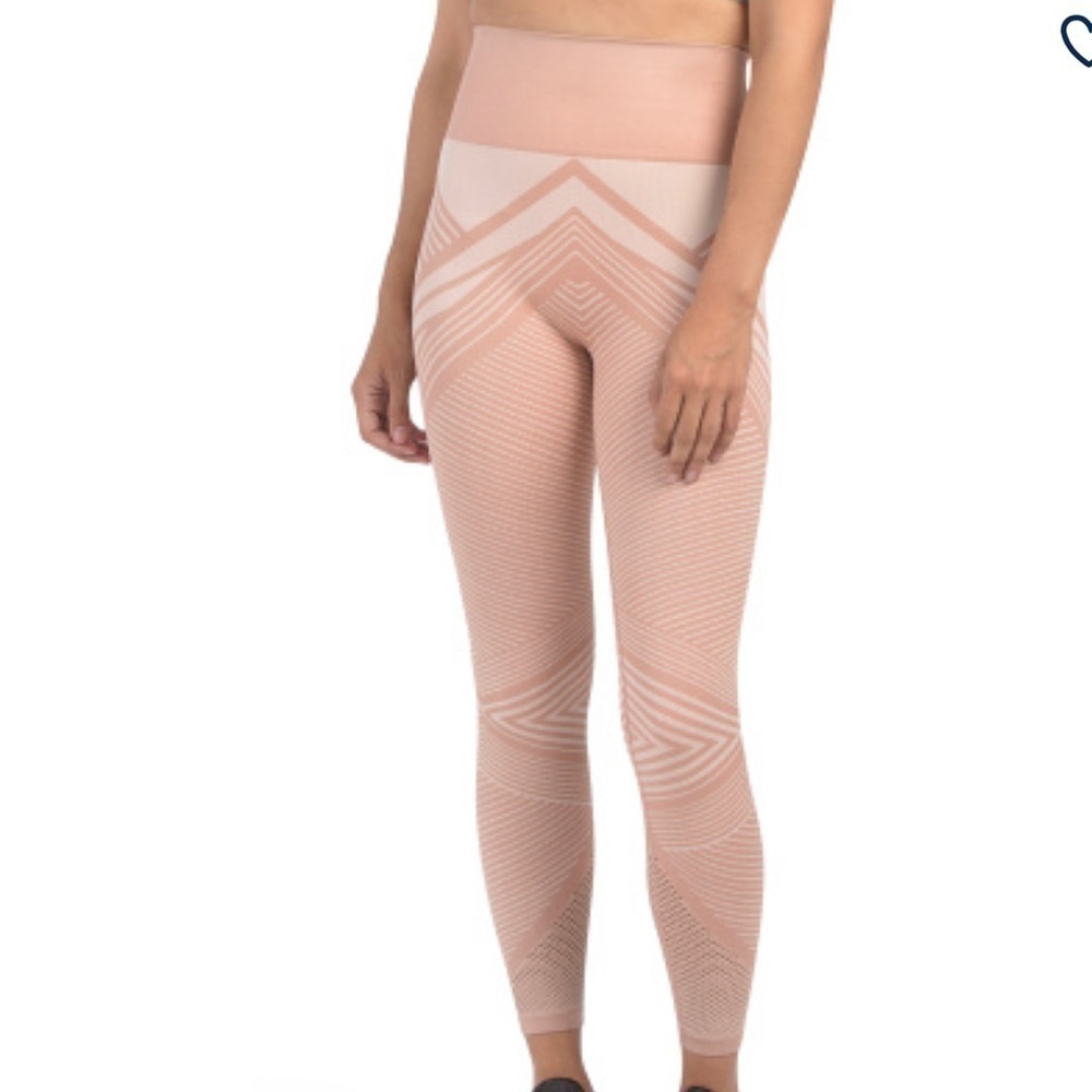 NWT Good American The Dynamic Seamless Leggings
